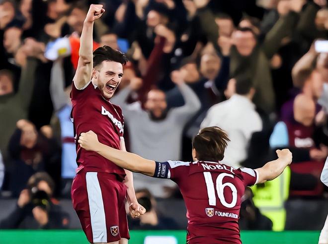 勇士24记三分险胜黄蜂：库里26+5三分创历史第一 三球米勒合砍60分